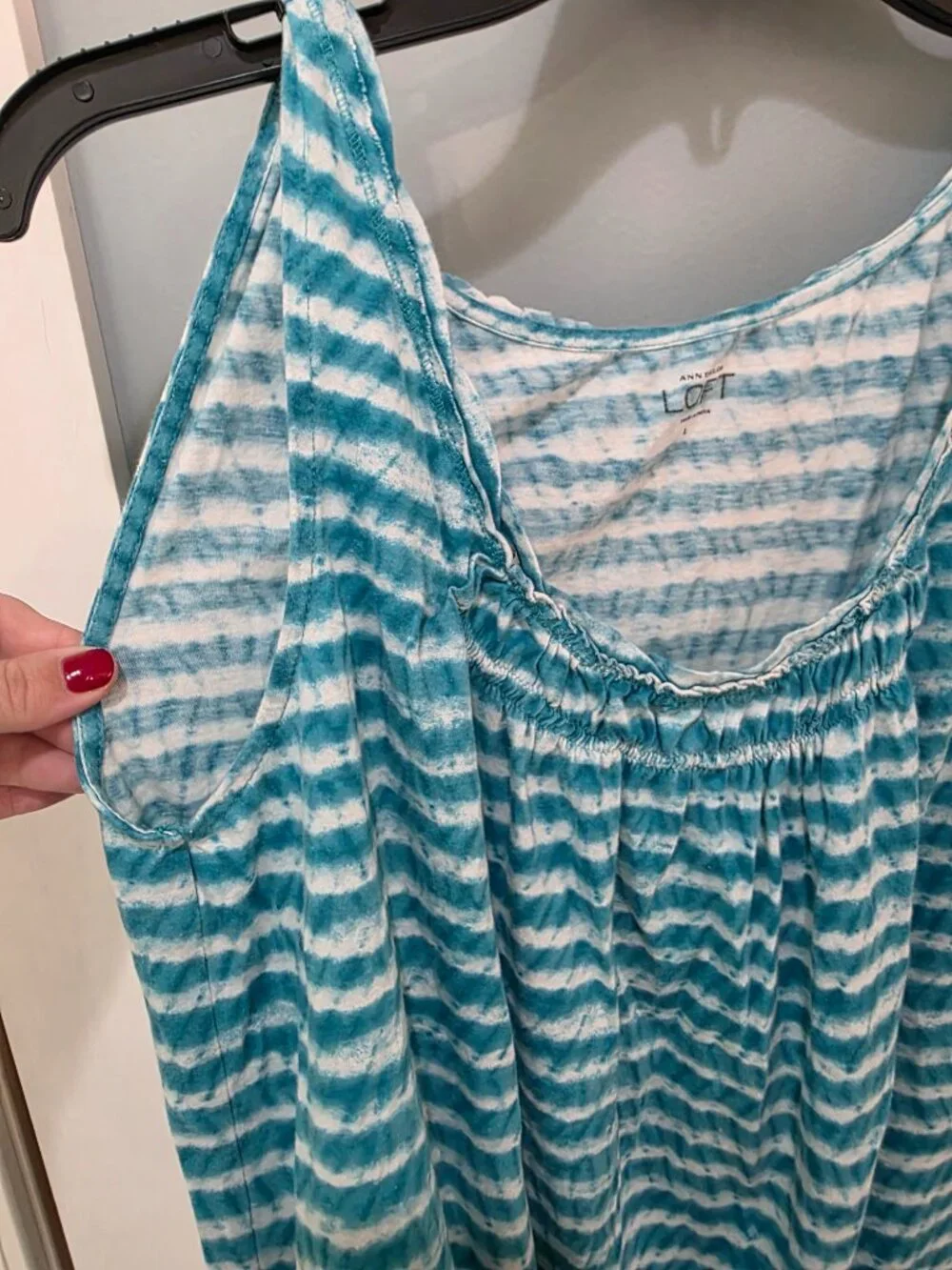 Ann Taylor LOFT Blue‎ & White Stripe Tank Top – Women’s Size Large - Picture 4 of 6